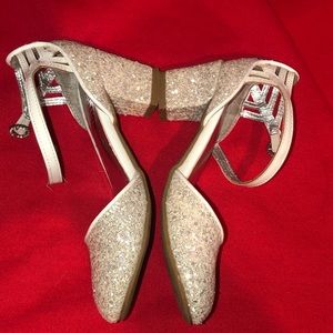 Girls dress shoes 👠SHIPSFREE